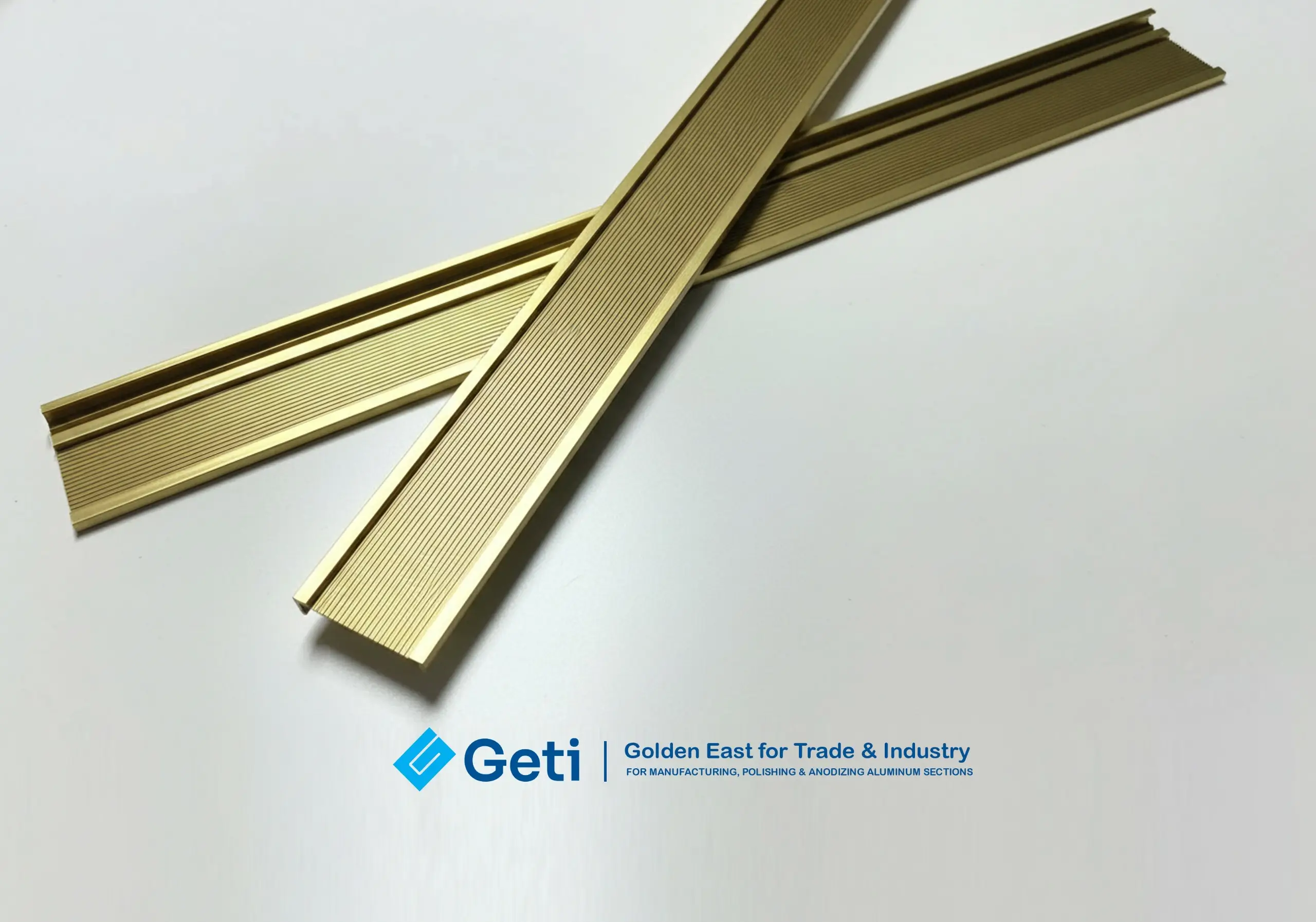 Aluminum Mirror Frame Profile – Anodized Decorative Component (OEM)